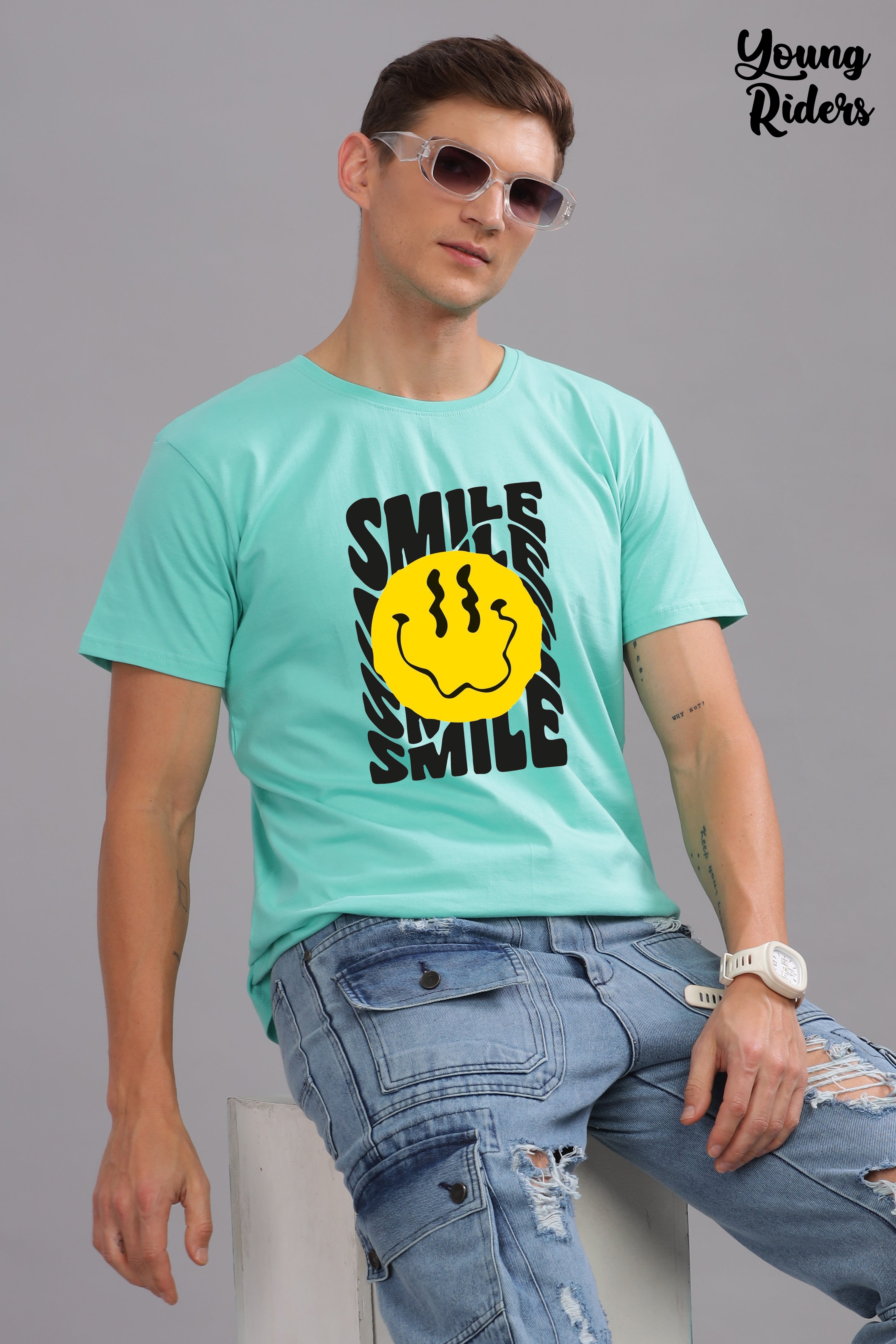 Smiling Face Printed T-shirt-Sky Blue