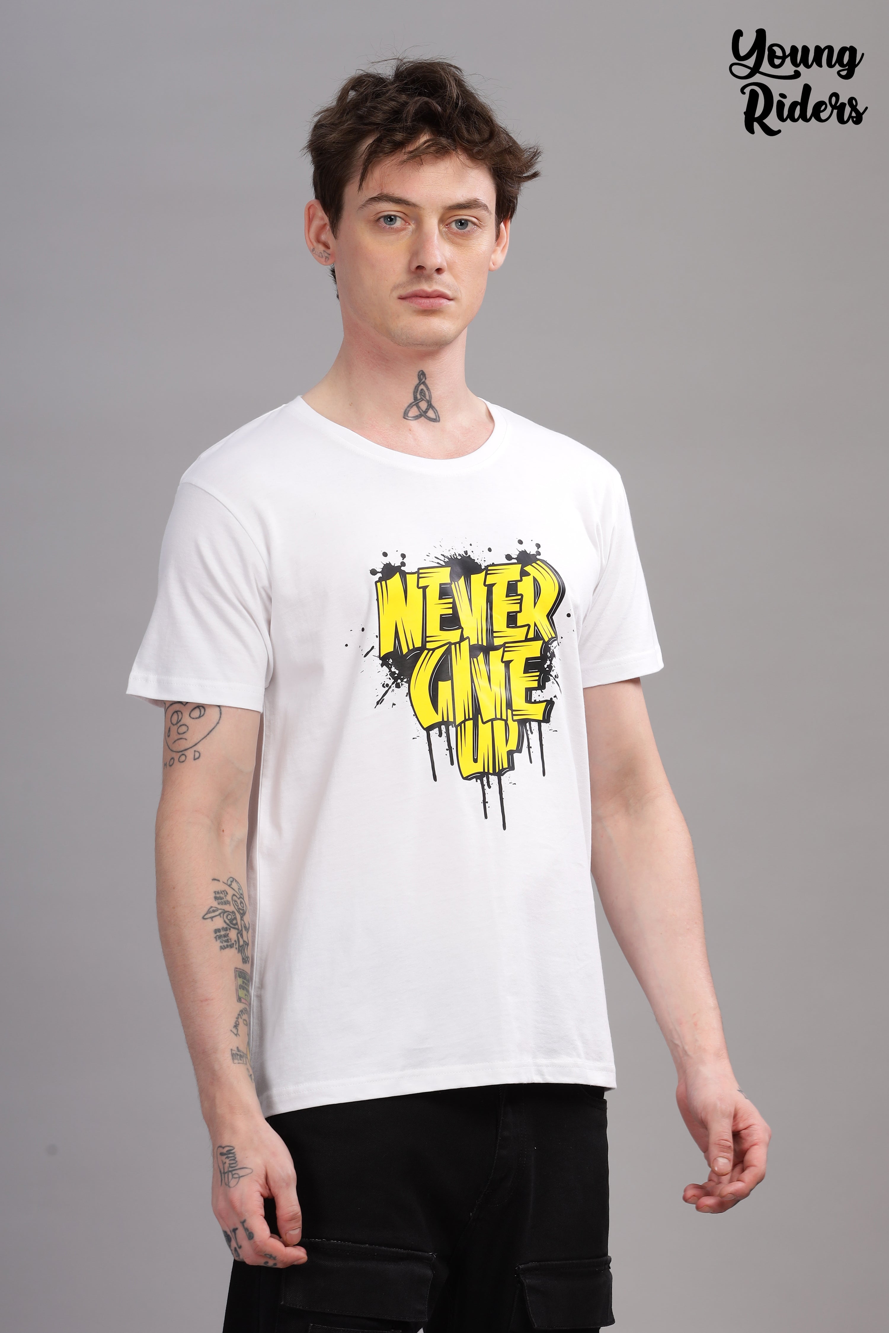 White - Never Give Up Printed T-shirt