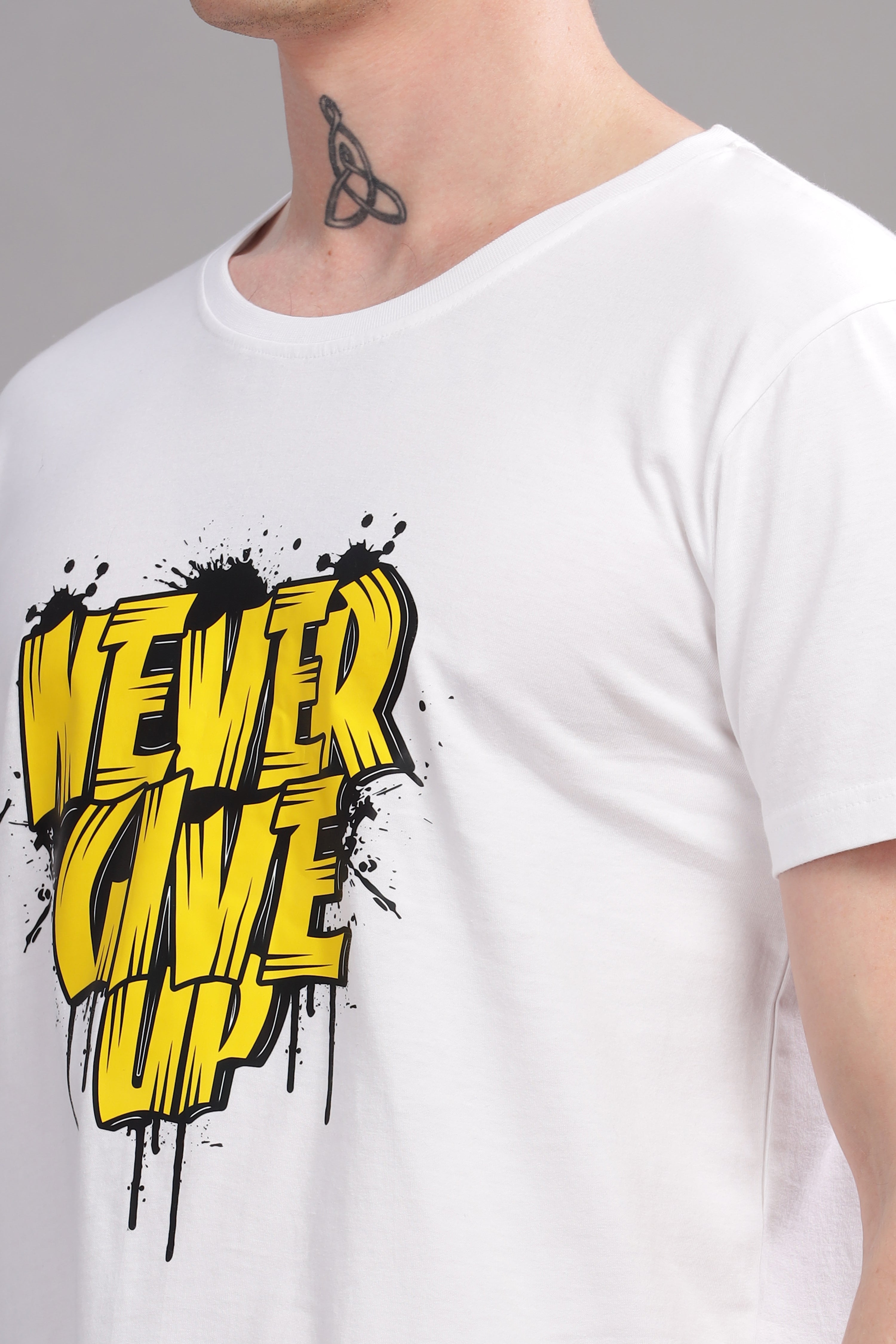 White - Never Give Up Printed T-shirt