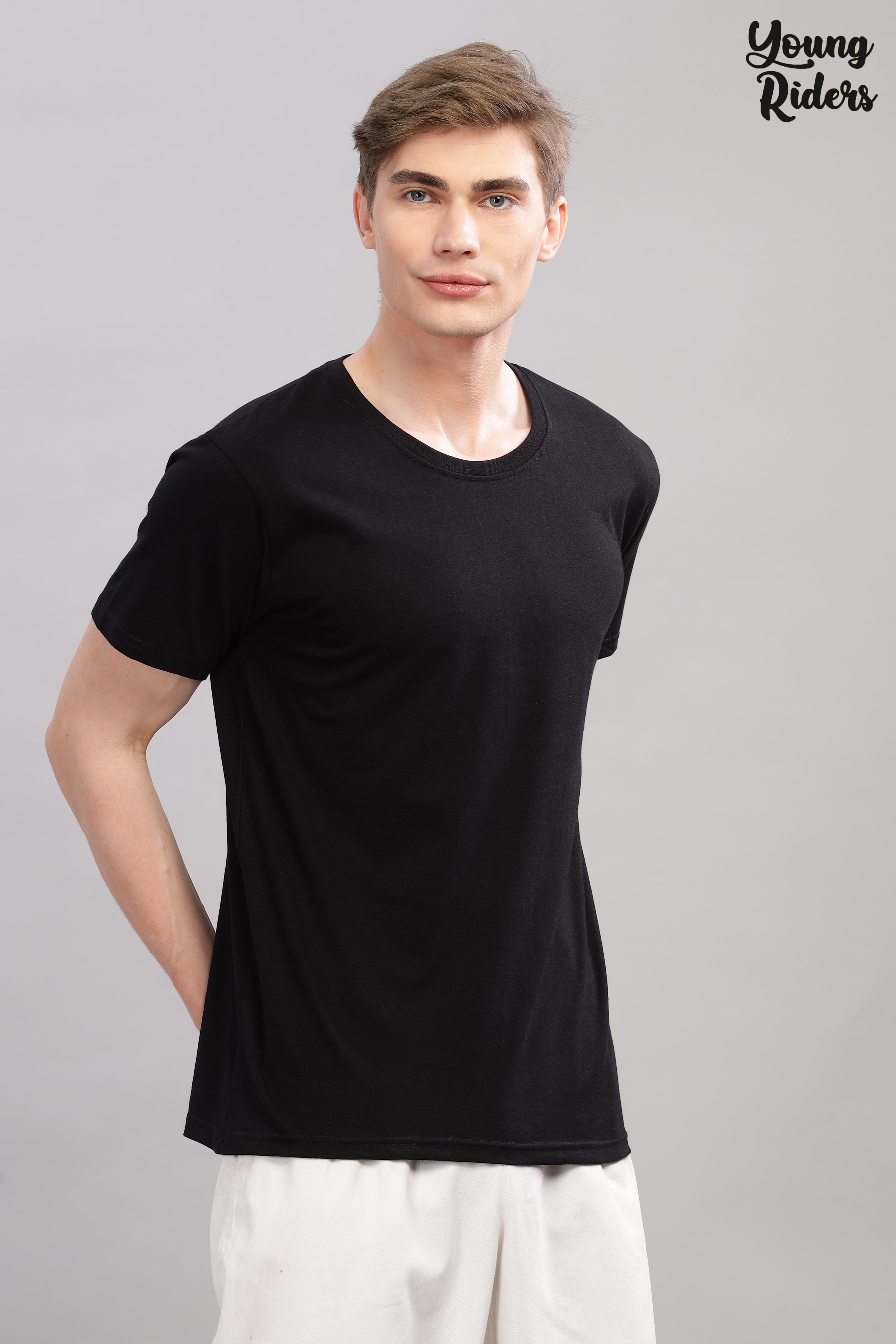 Black Plain Regular T-Shirt