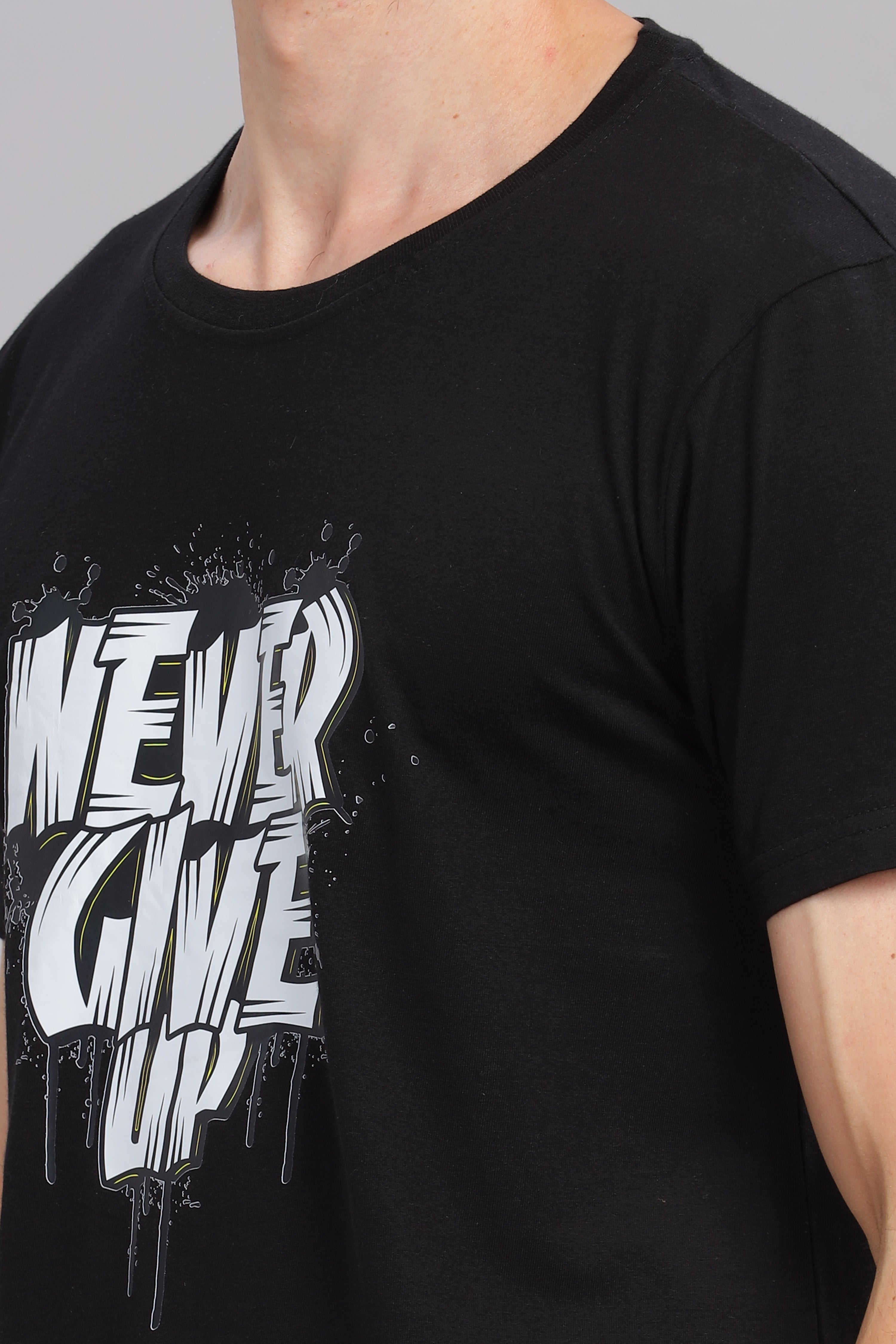 Black - Never Give Up Printed T-shirt-2