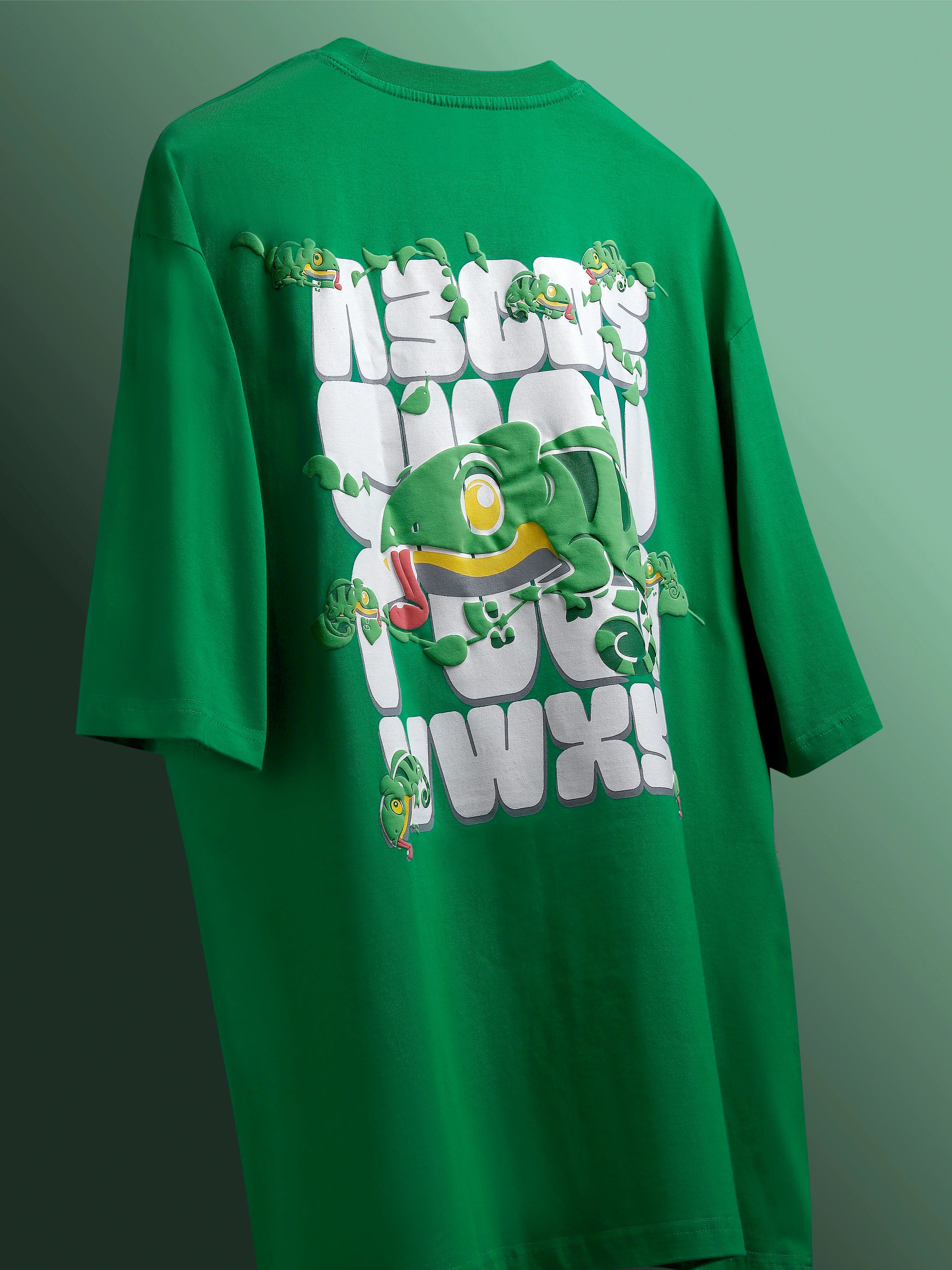 Green Chameleon Vibe – Oversized Unisex T Shirt