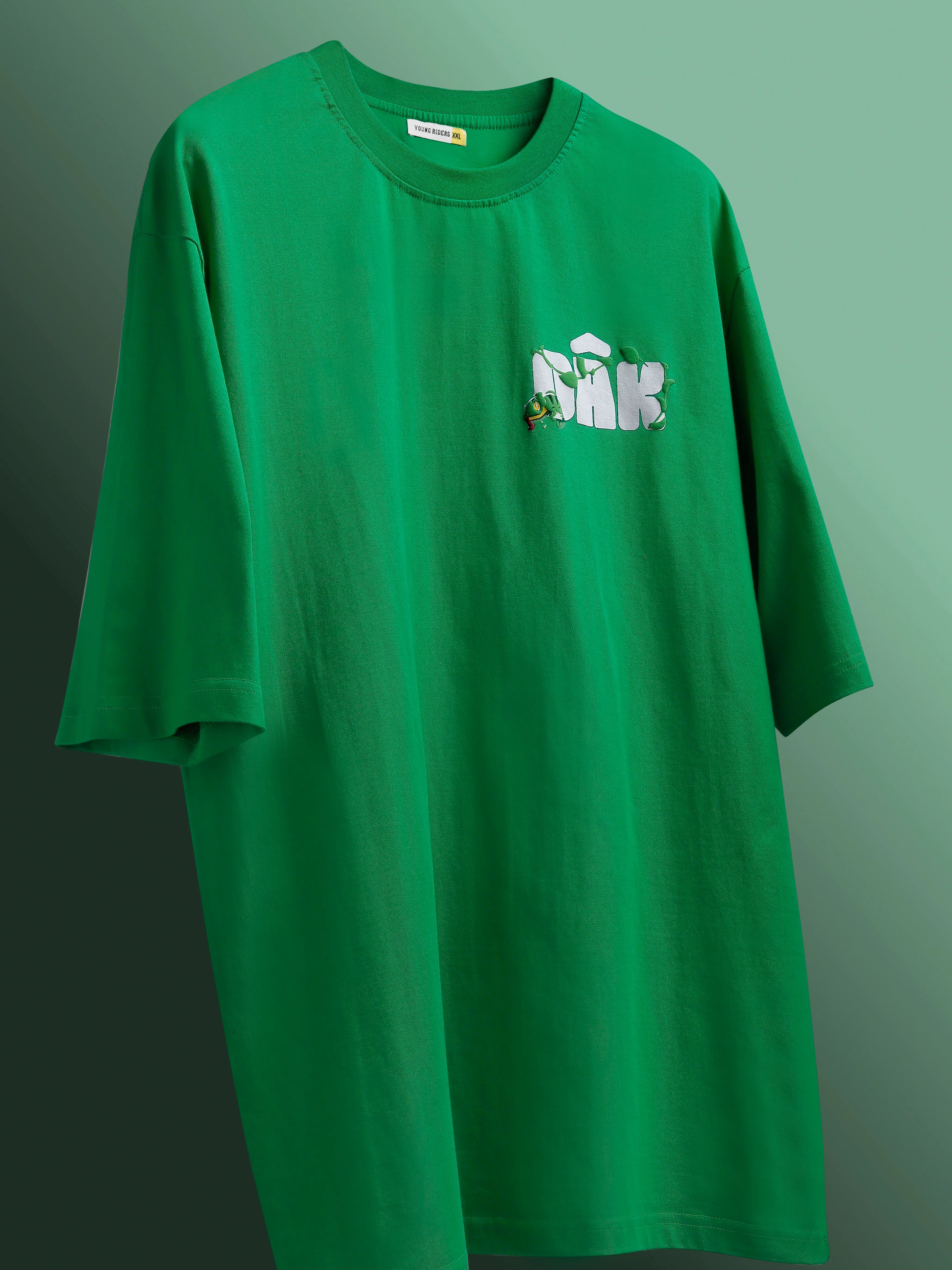 Green Chameleon Vibe – Oversized Unisex T Shirt