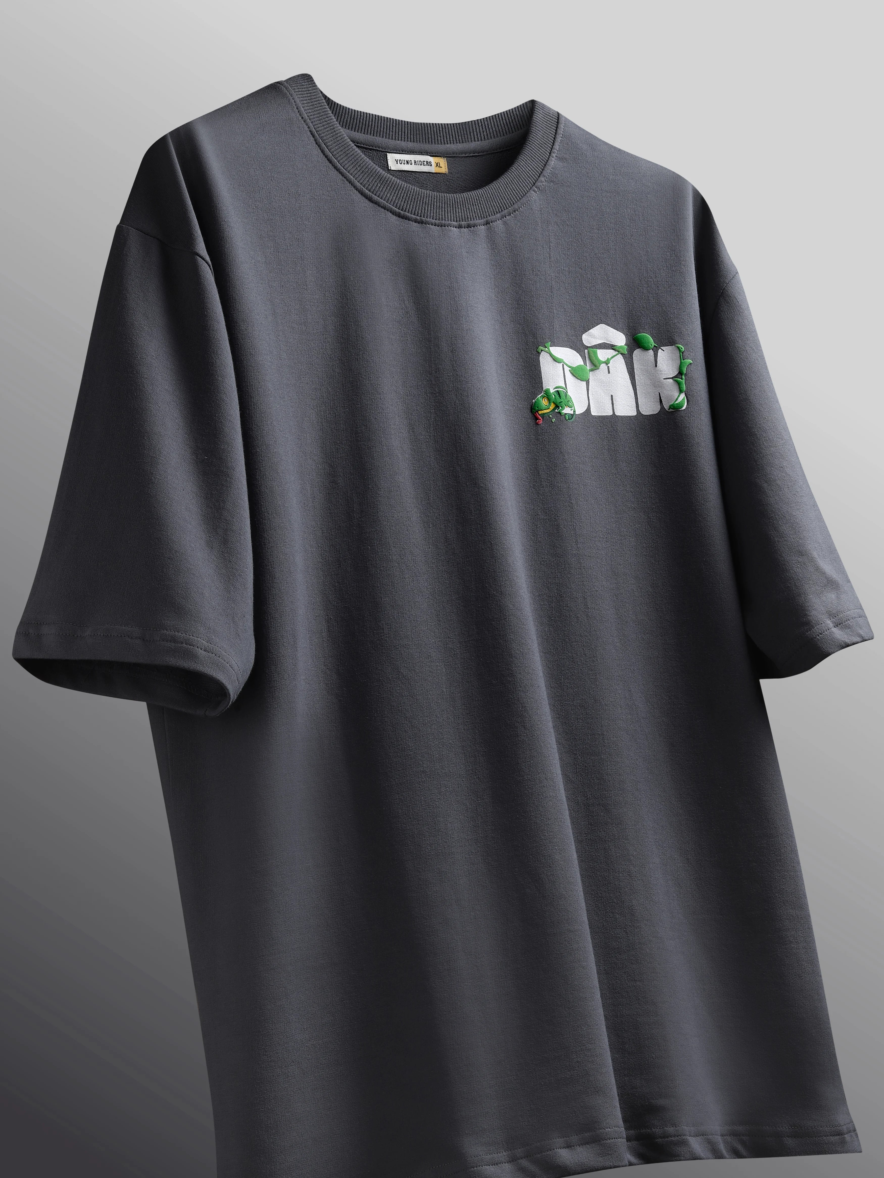 Grey Chameleon Vibe – Oversized Unisex T Shirt