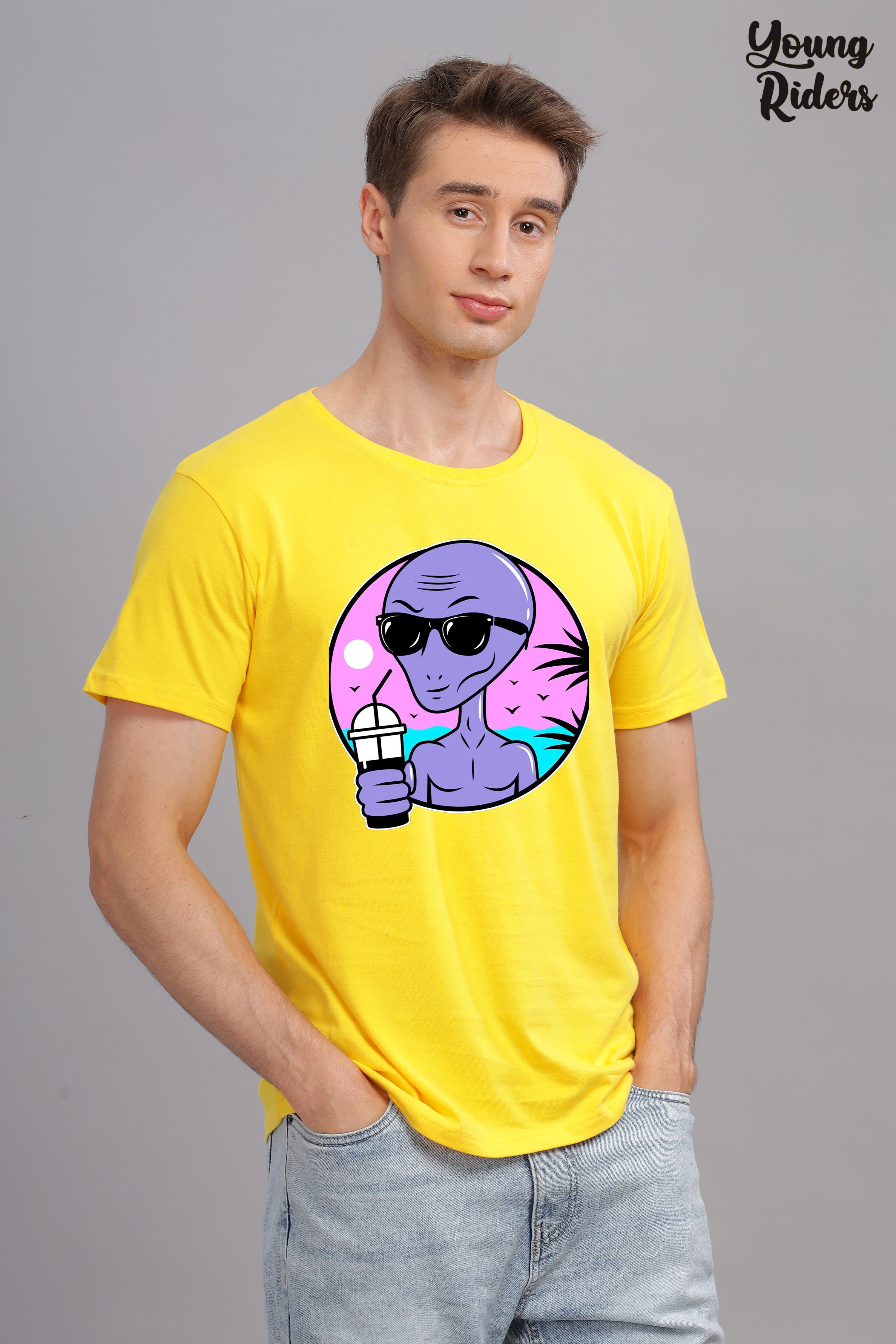 Cool Alien Printed T-shirt-Yellow