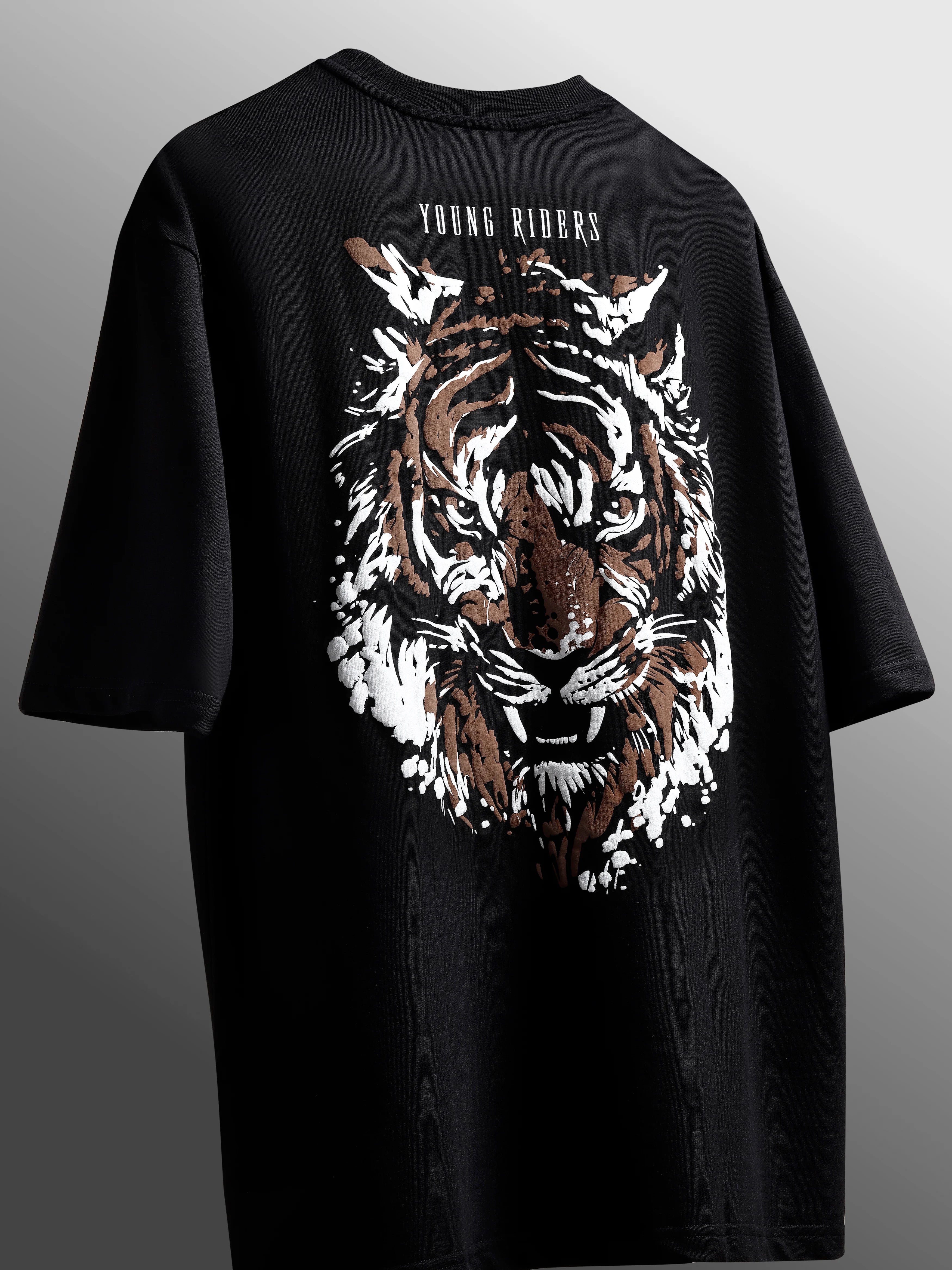 Roar of the Wild – Oversized Unisex T Shirt