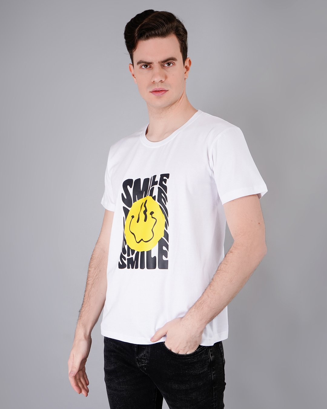 Smiling Face Printed T-shirt